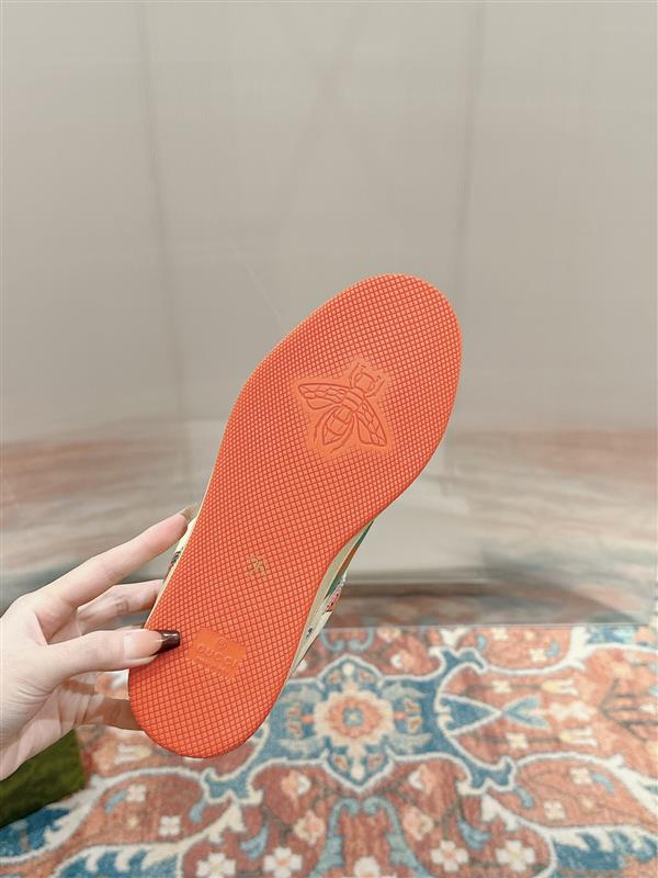 20243521351300 28011